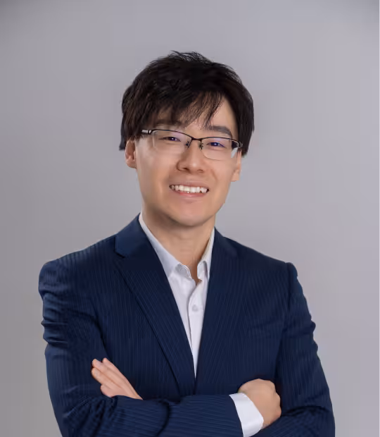 成吉 斯格(代表取締役 CEO)